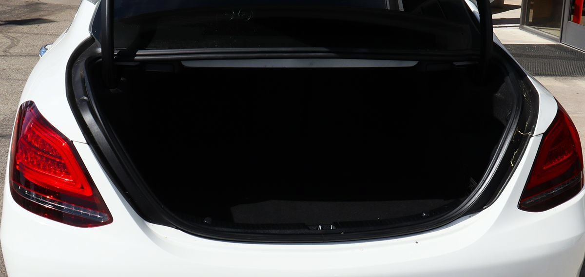 Used 2020 Mercedes-Benz C 300 Sedan w/ Premium Package image 24