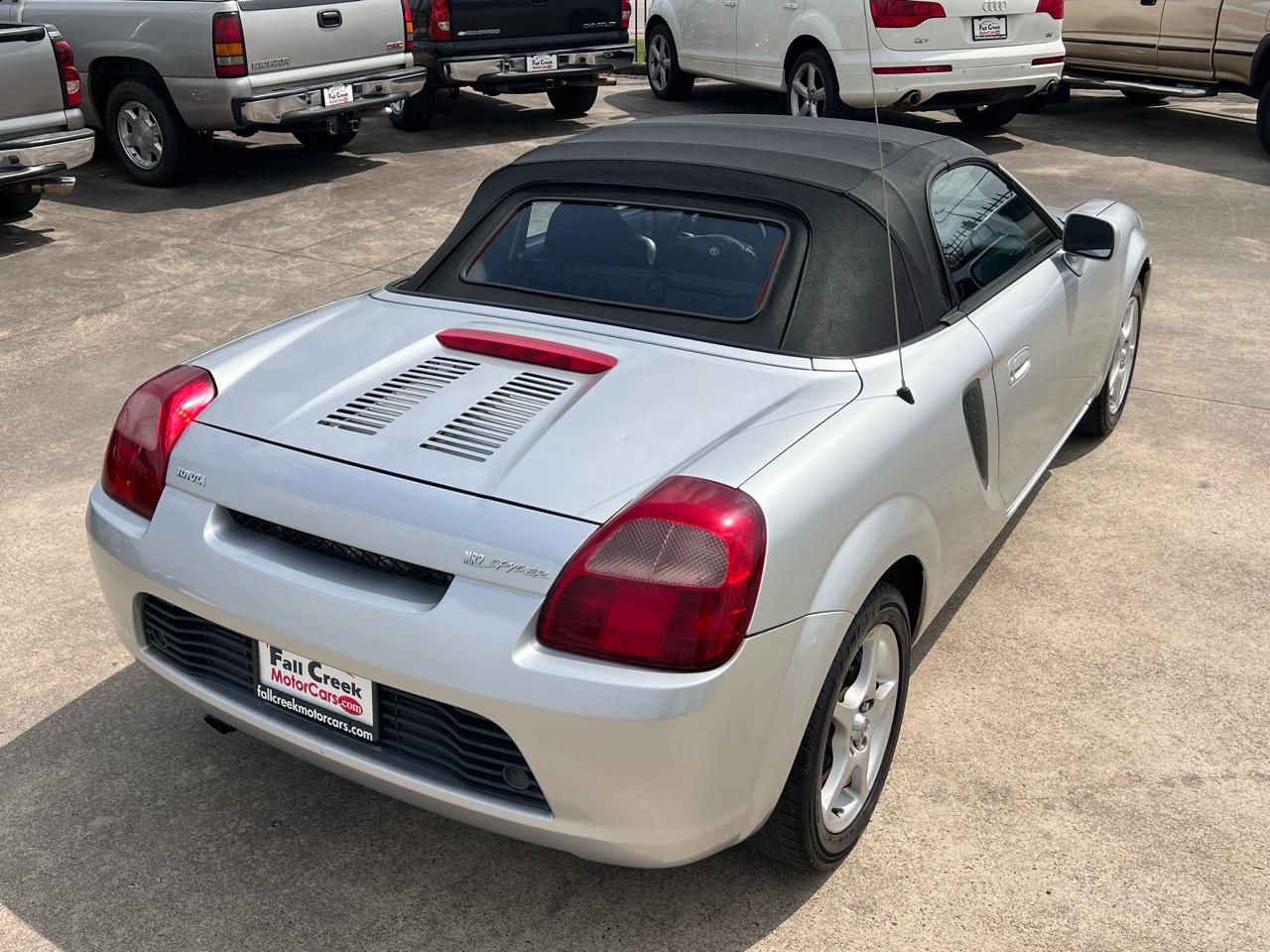 Used 2002 Toyota MR2 RWD image 88