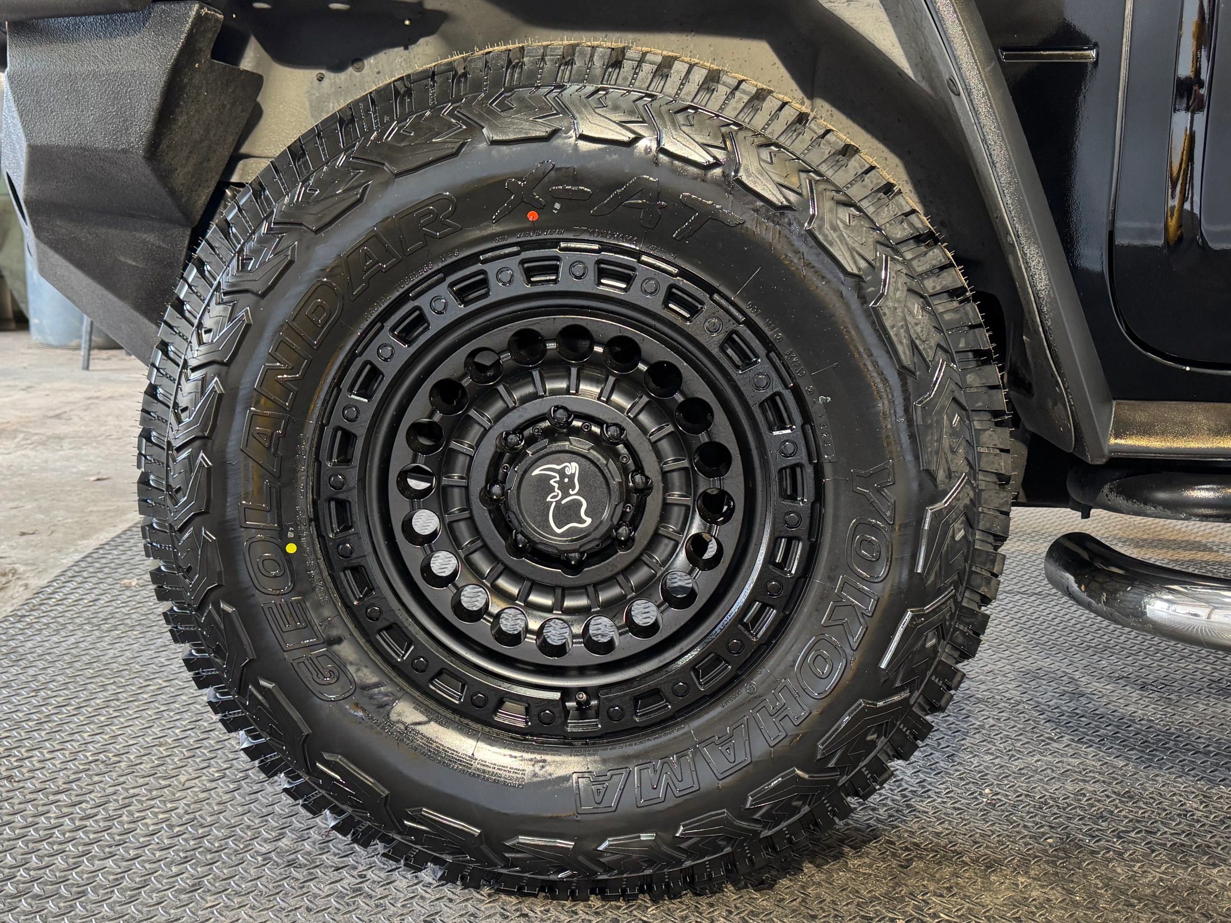 Used 2008 HUMMER H2 image 11