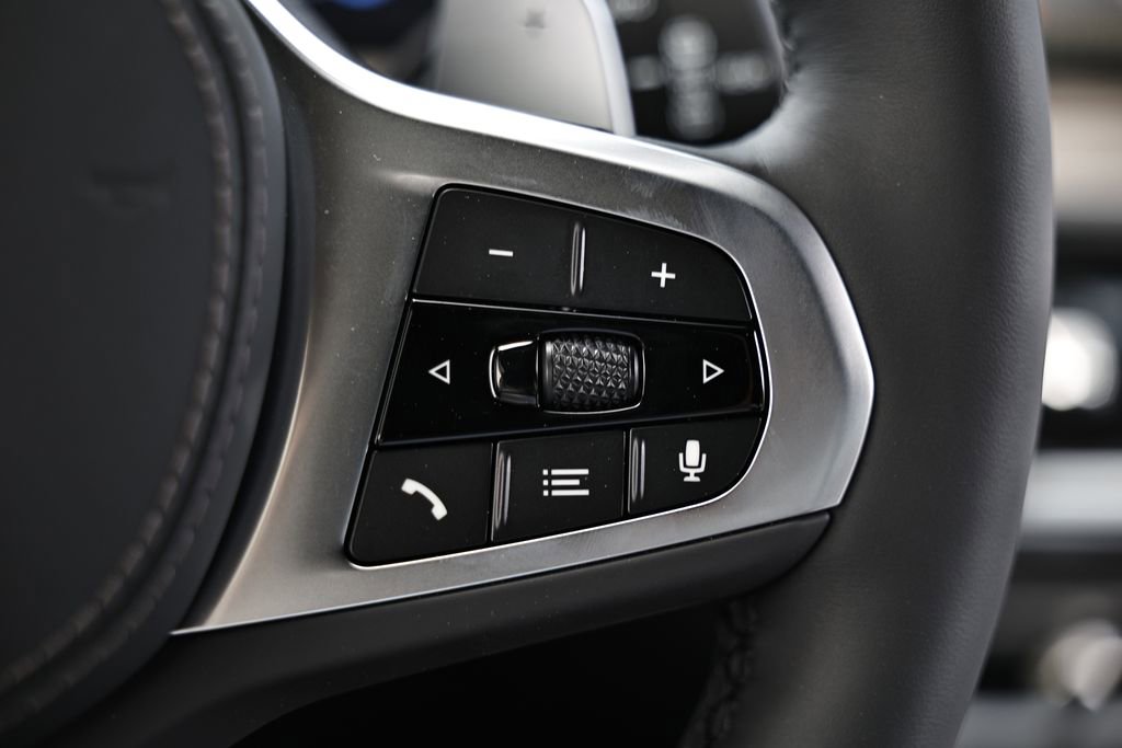 New 2026 BMW X5 xDrive50e w/ M Sport Package image 31