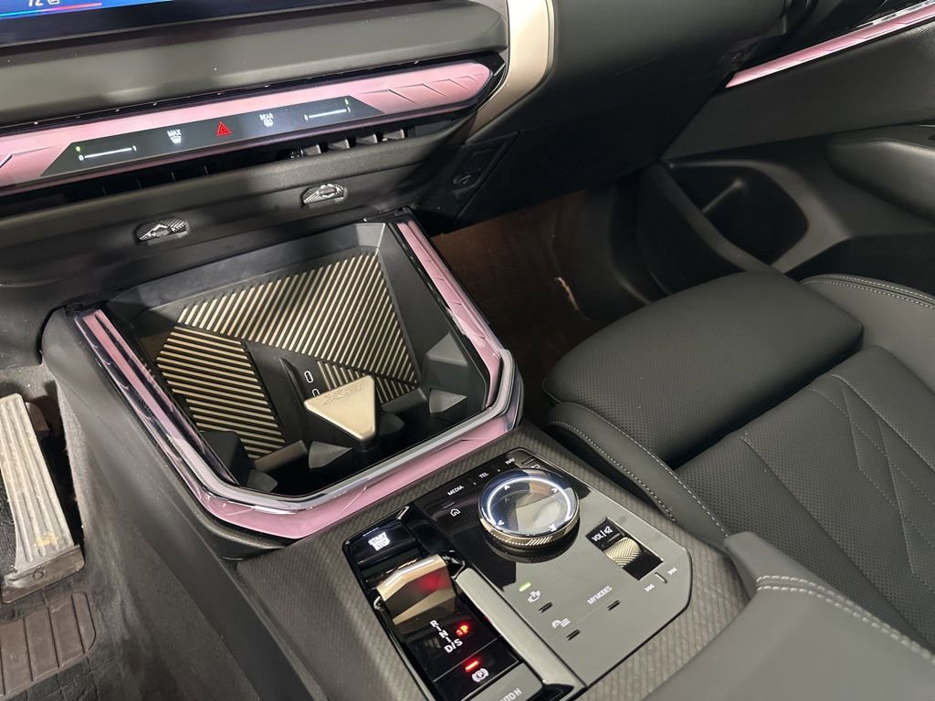 Used 2025 BMW X3 xDrive30i w/ Convenience Package image 18