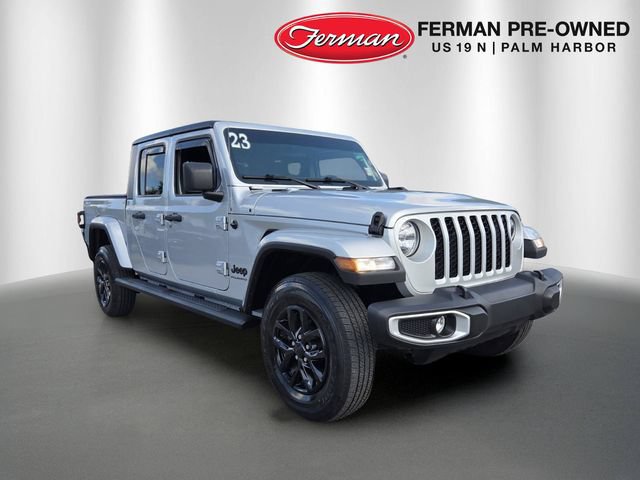 Used 2023 Jeep Gladiator Sport AWD/4WD video 1