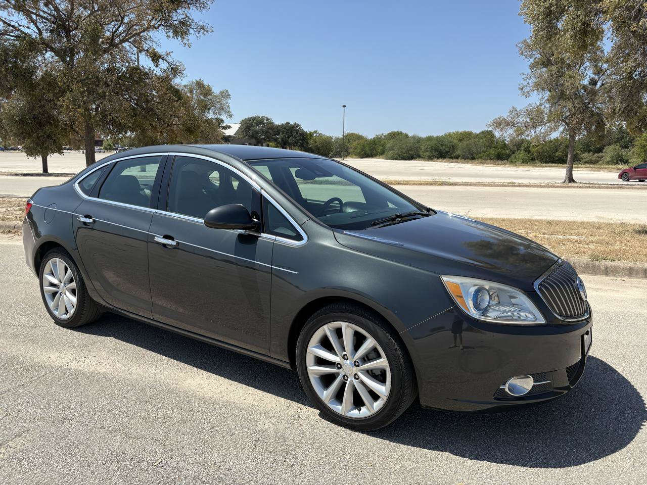 Used 2014 Buick Verano Convenience FWD image 48