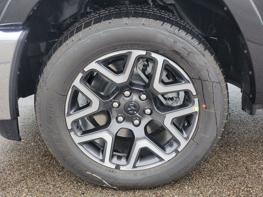 New 2026 RAM 1500 Laramie AWD/4WD image 31