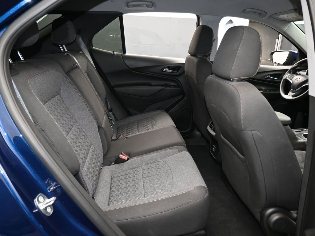 Used 2023 Chevrolet Equinox LT image 38