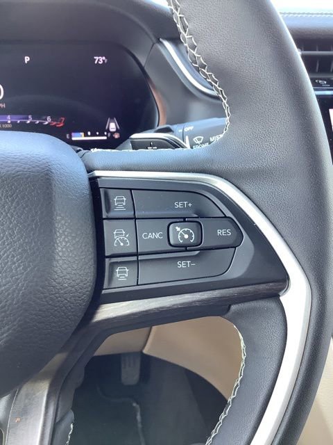 Certified 2023 Jeep Grand Cherokee Limited AWD/4WD image 26