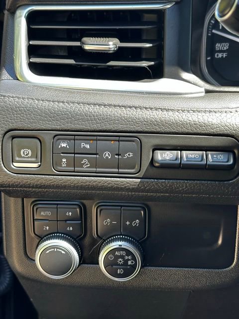 Used 2021 GMC Yukon Denali w/ Denali Premium Package AWD/4WD image 24