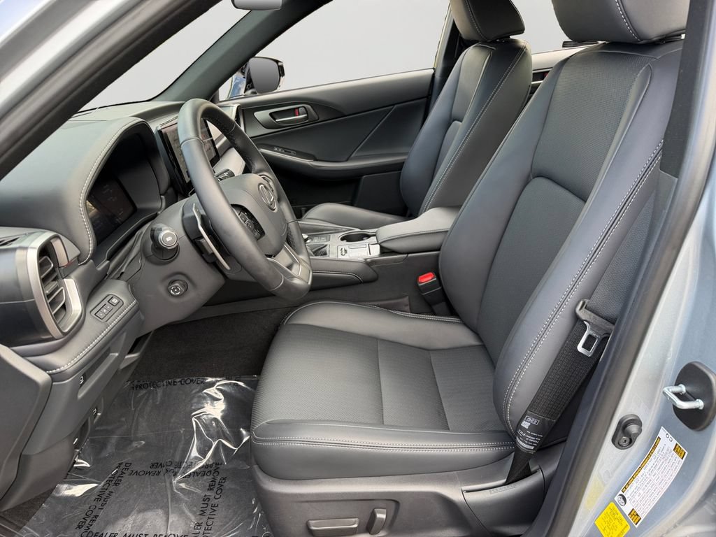 Certified 2026 Lexus IS 350 F Sport AWD/4WD image 17