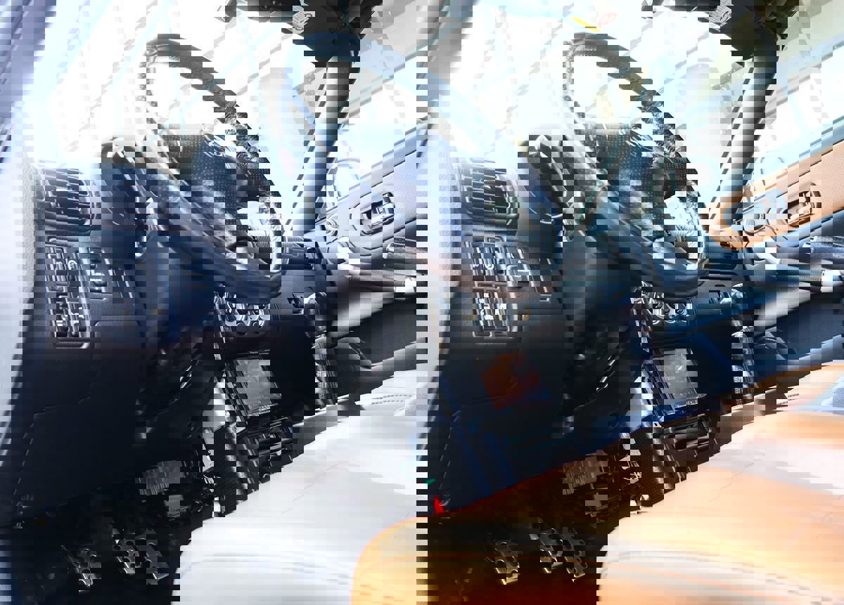 Used 2004 Toyota MR2 image 30