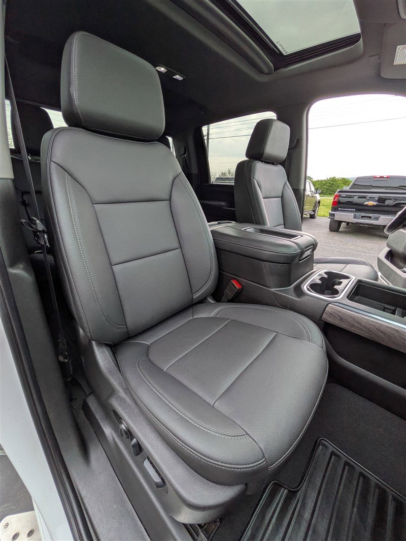 Used 2022 Chevrolet Silverado 3500 LTZ w/ LTZ Texas Edition image 21