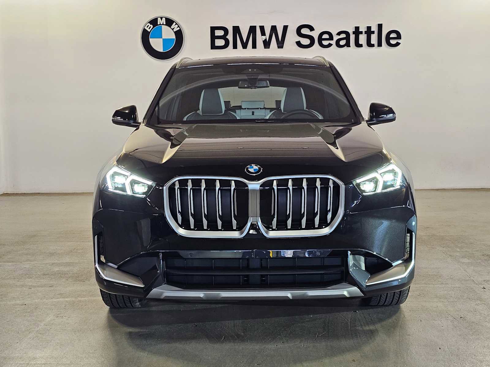 New 2026 BMW X1 xDrive28i w/ Technology Package AWD/4WD image 6