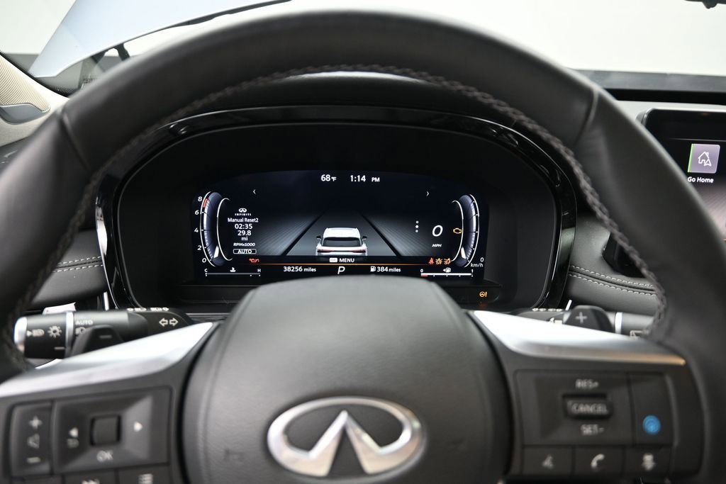 Used 2023 INFINITI QX60 Sensory w/ Cargo Package AWD/4WD image 14