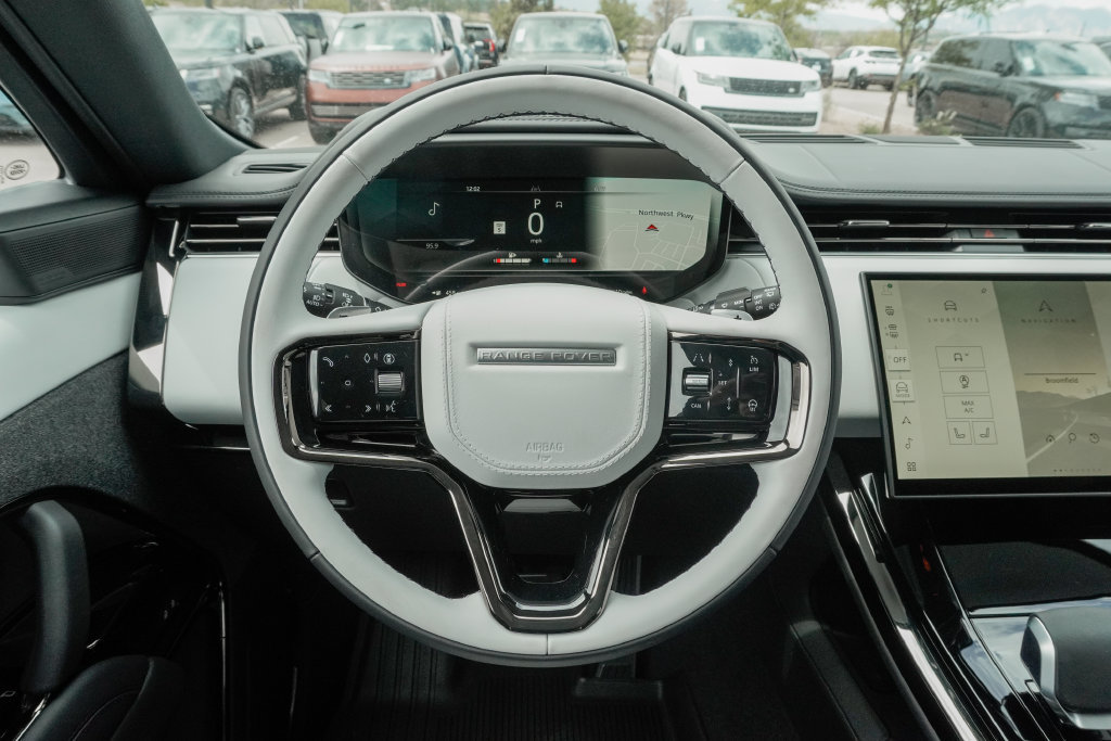 New 2026 Land Rover Range Rover Sport Dynamic SE AWD/4WD image 10