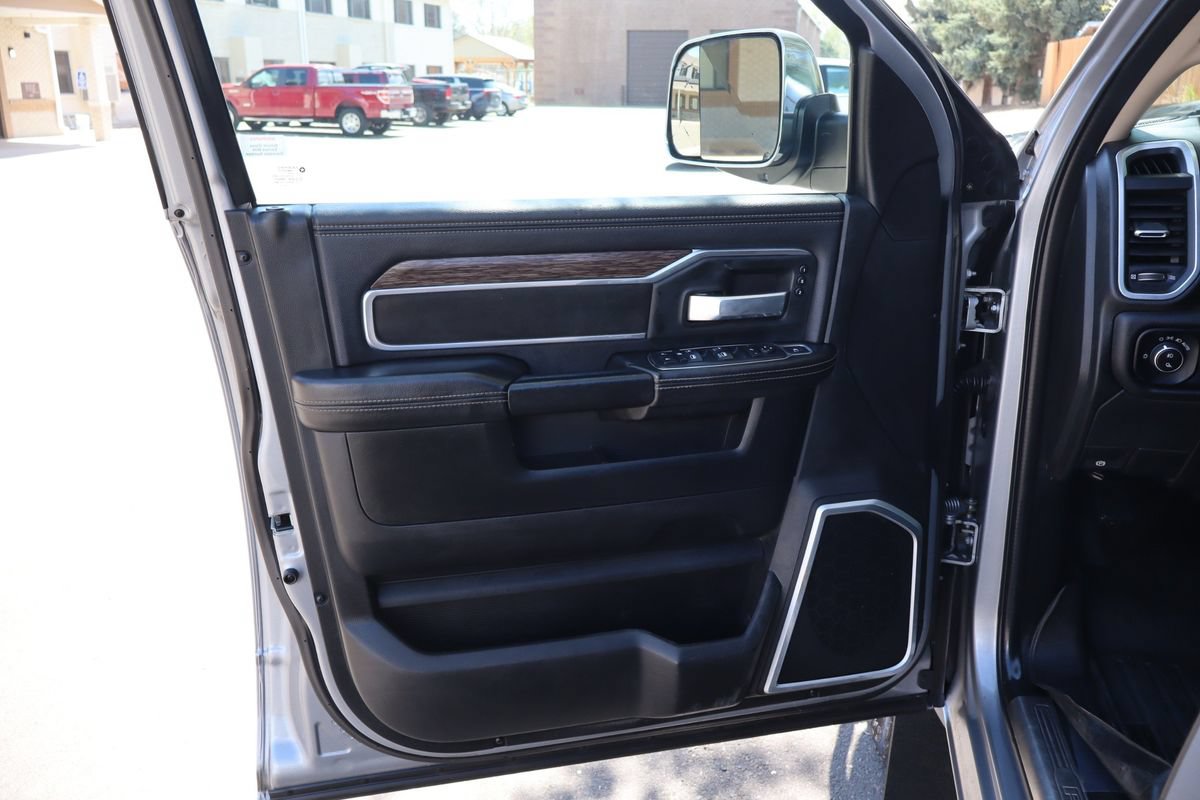 Used 2020 RAM 3500 Laramie AWD/4WD image 23