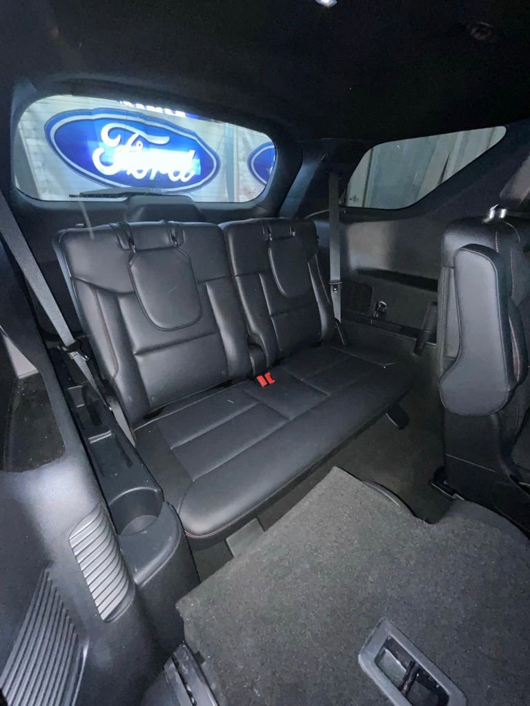 Used 2025 Ford Explorer ST w/ Sun And Sound Package image 13