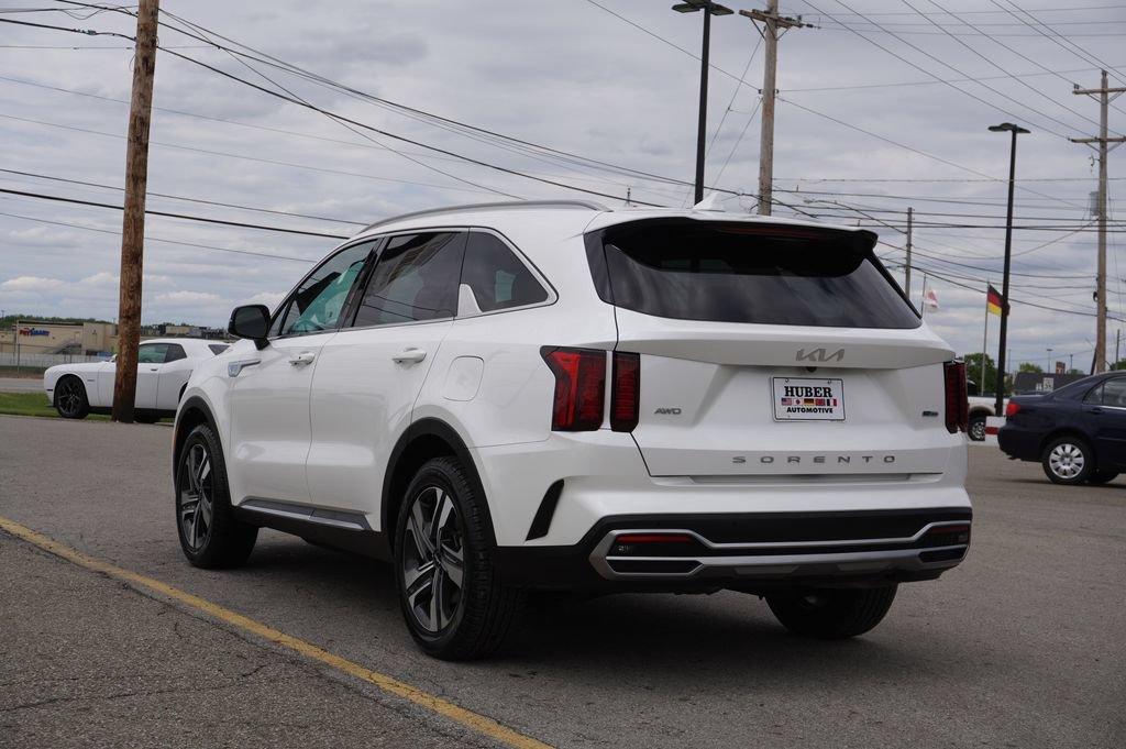 Used 2022 Kia Sorento EX AWD/4WD image 5