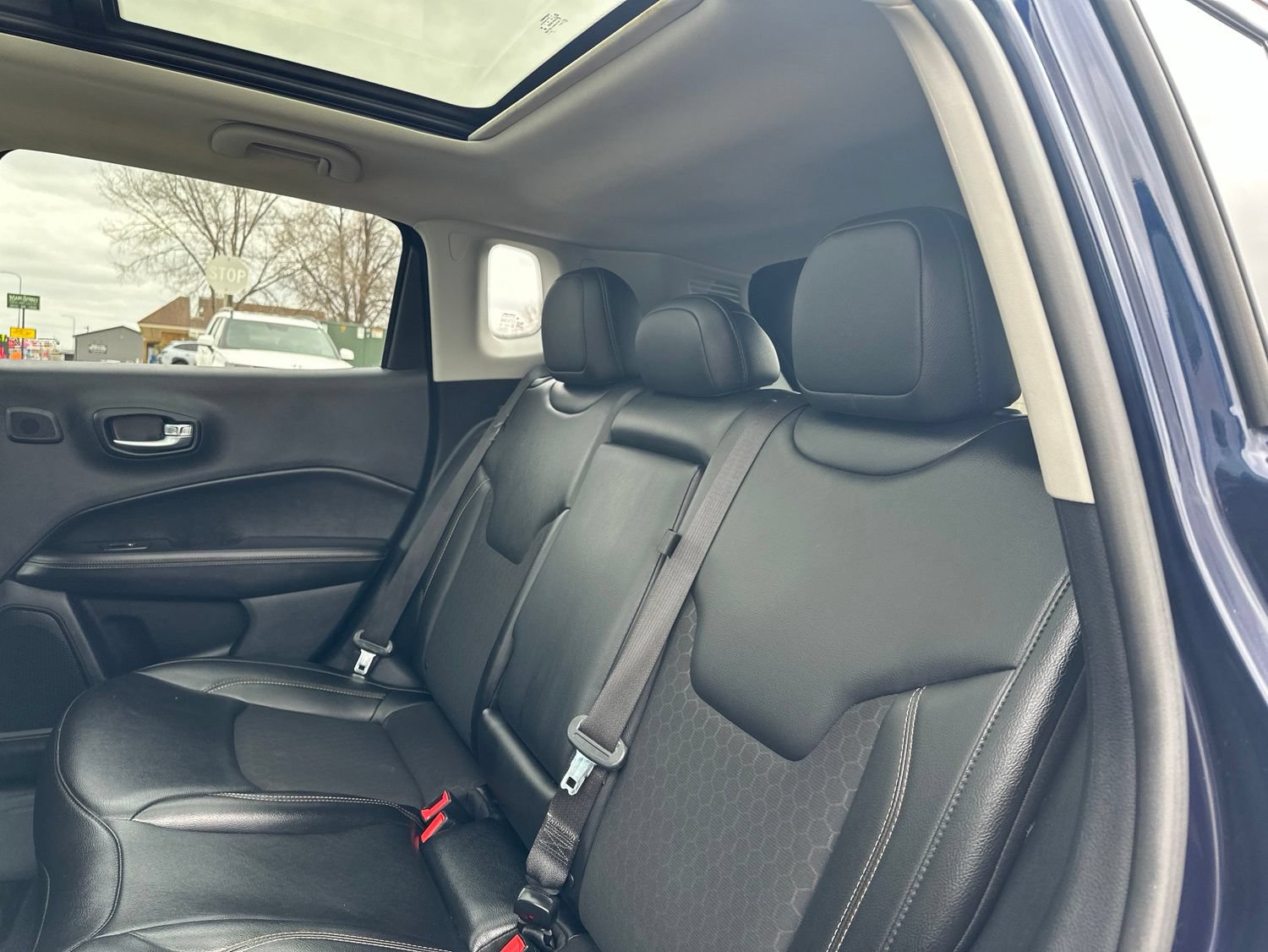 Used 2021 Jeep Compass Latitude w/ Sun and Sound Group AWD/4WD image 19