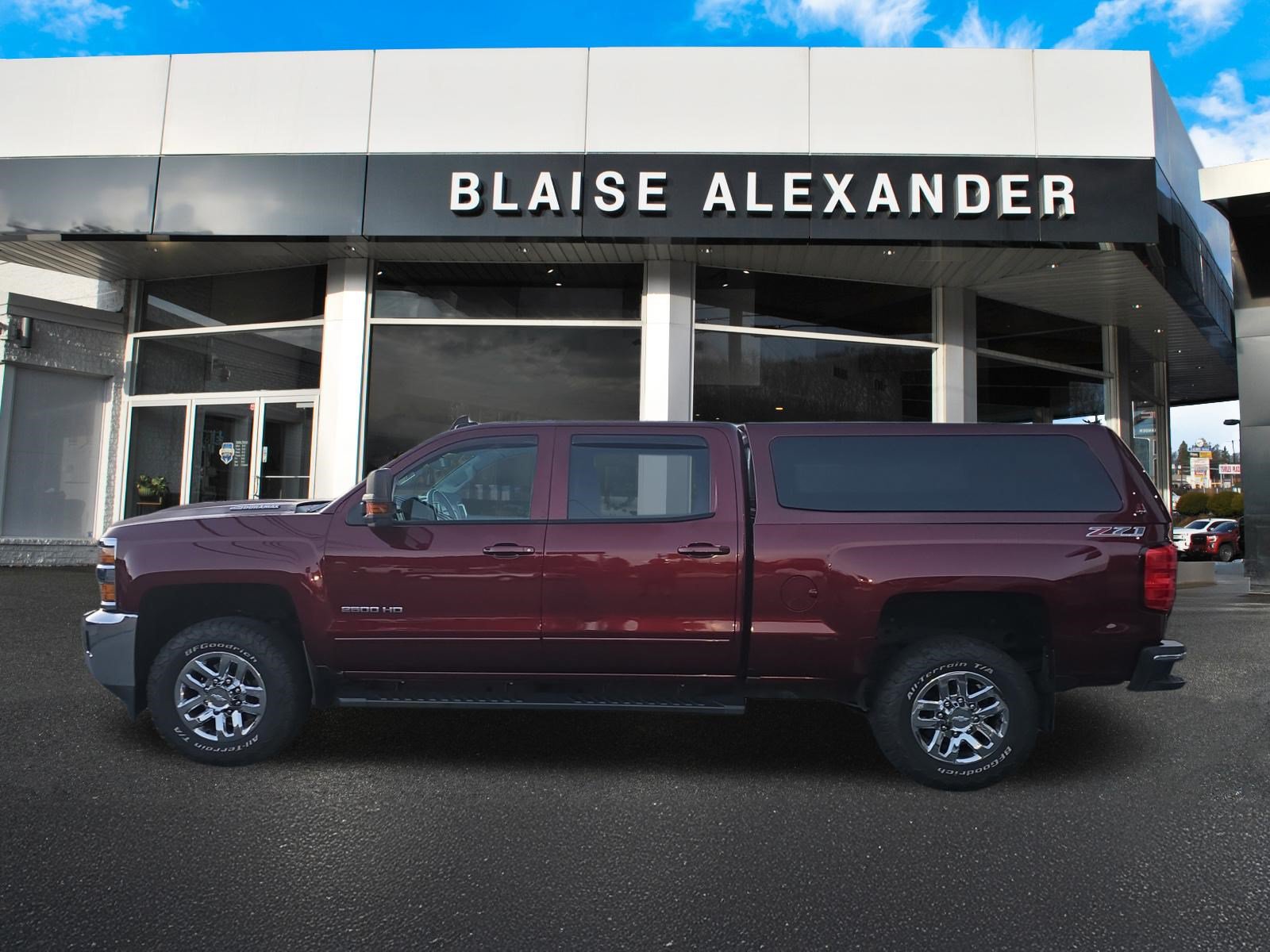 Used 2017 Chevrolet Silverado 2500 LT w/ LT Convenience Package AWD/4WD image 7