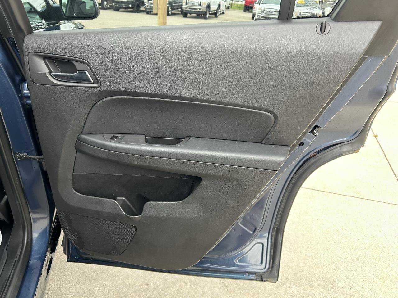 Used 2017 GMC Terrain SLE FWD image 15