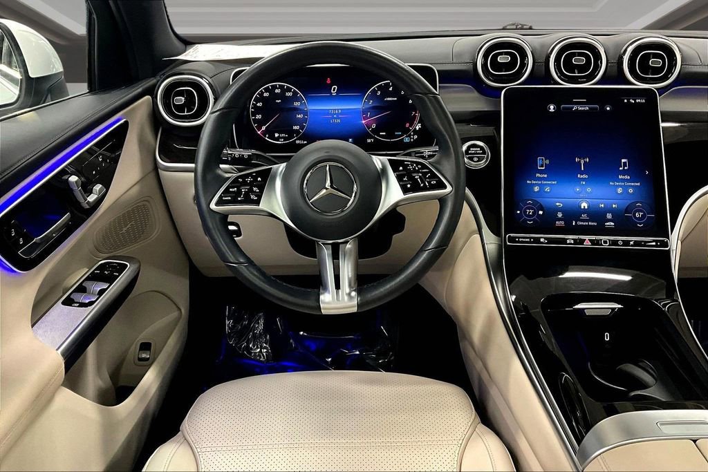 Used 2023 Mercedes-Benz GLC 300 4MATIC image 8
