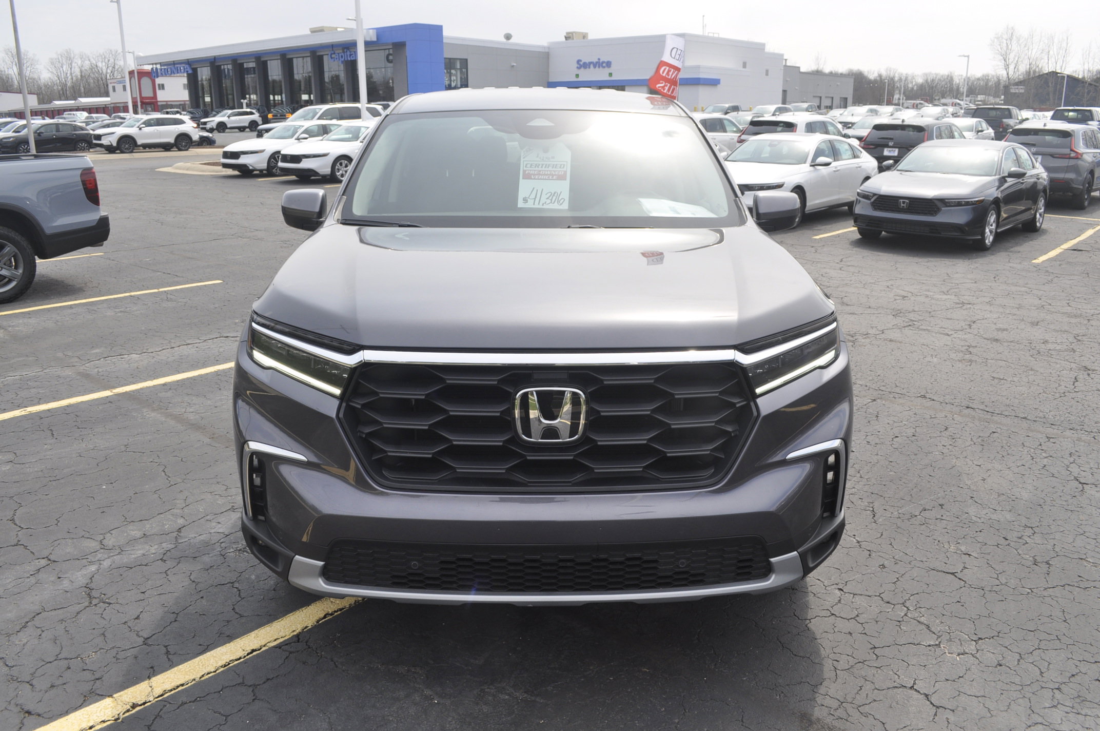 Certified 2025 Honda Pilot EX-L image 2