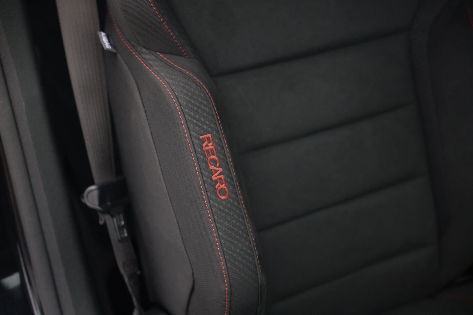 Used 2017 Ford Mustang Shelby GT350R w/ GT350R Equipment Group 920A image 18