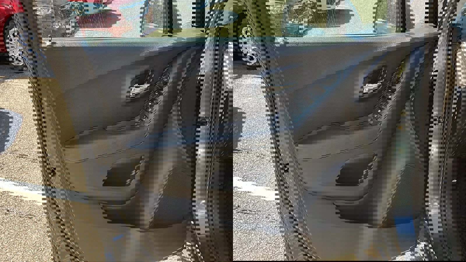 Used 2016 Chevrolet Trax LT w/ LPO, Protection Package image 11