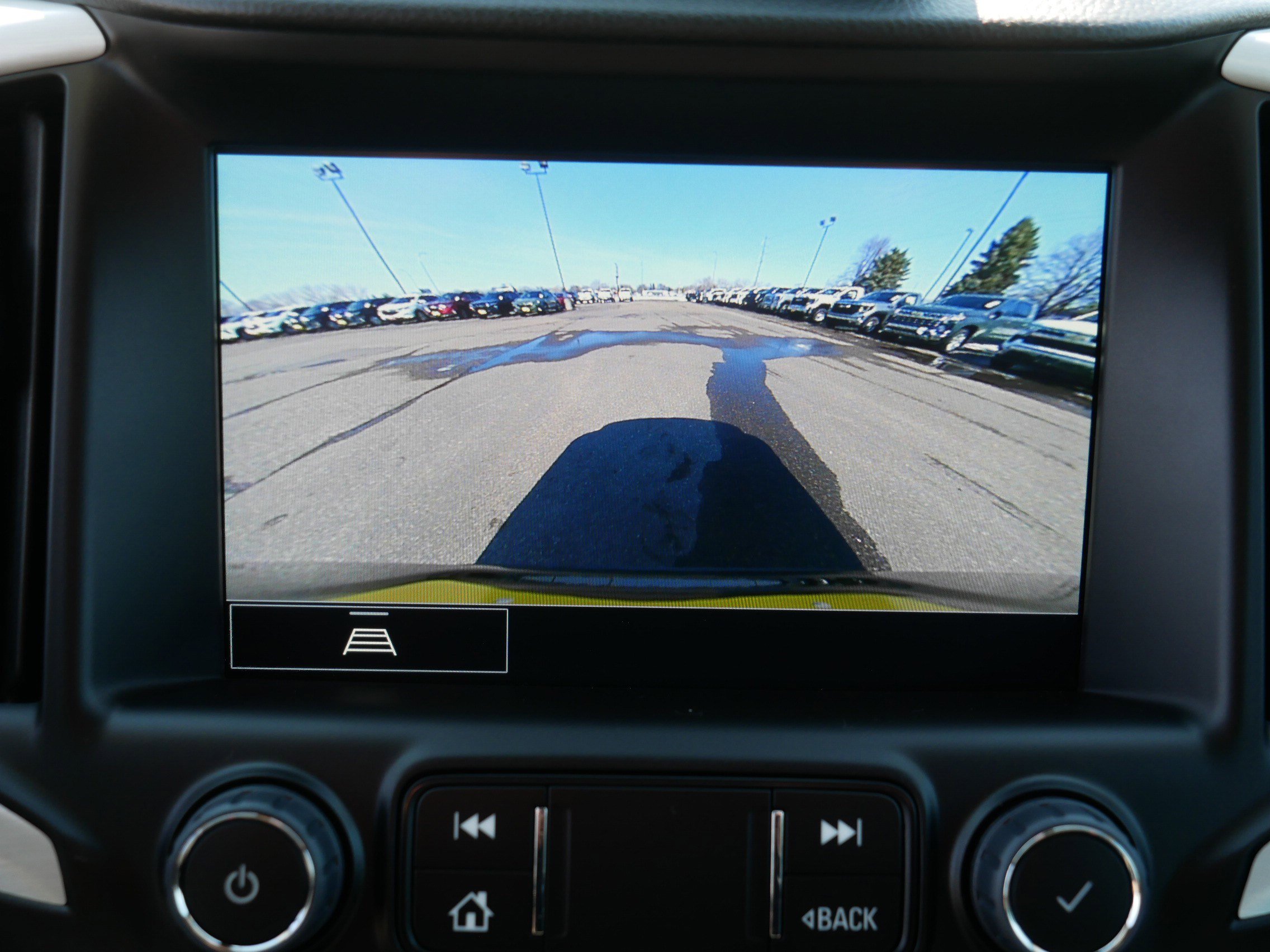 Used 2024 GMC Terrain SLT w/ Infotainment Package II image 27