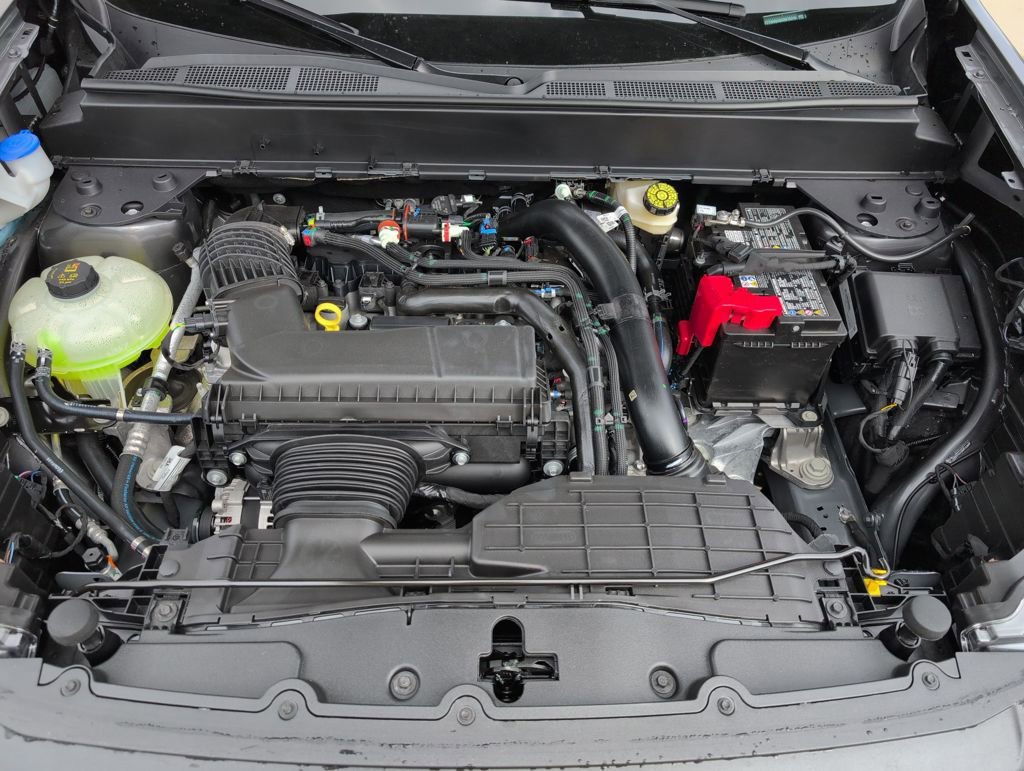 New 2025 Ford Maverick XL w/ Equipment Group 102A image 30