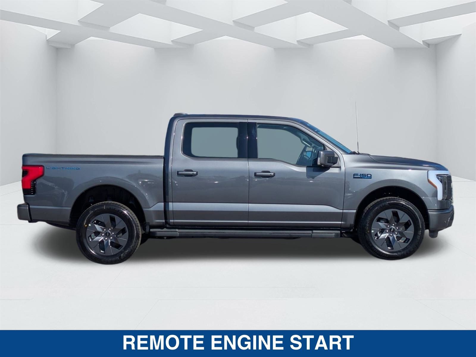 New 2025 Ford F150 Lightning Lariat video 3