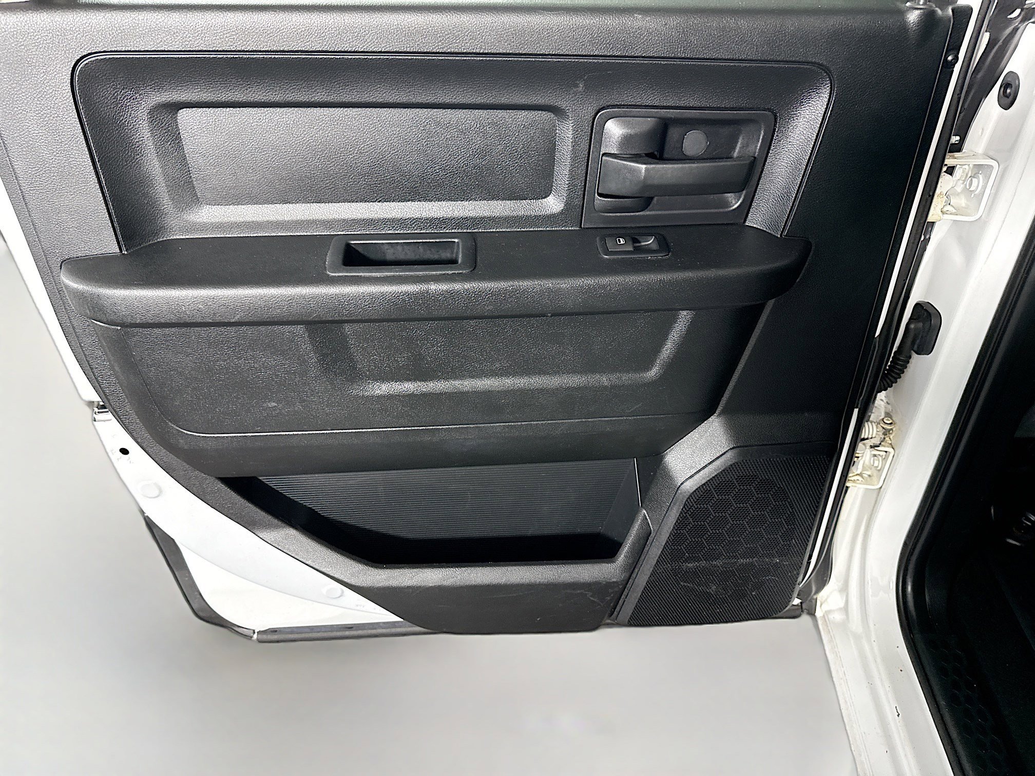 Used 2017 RAM 1500 Tradesman w/ Popular Equipment Group image 25