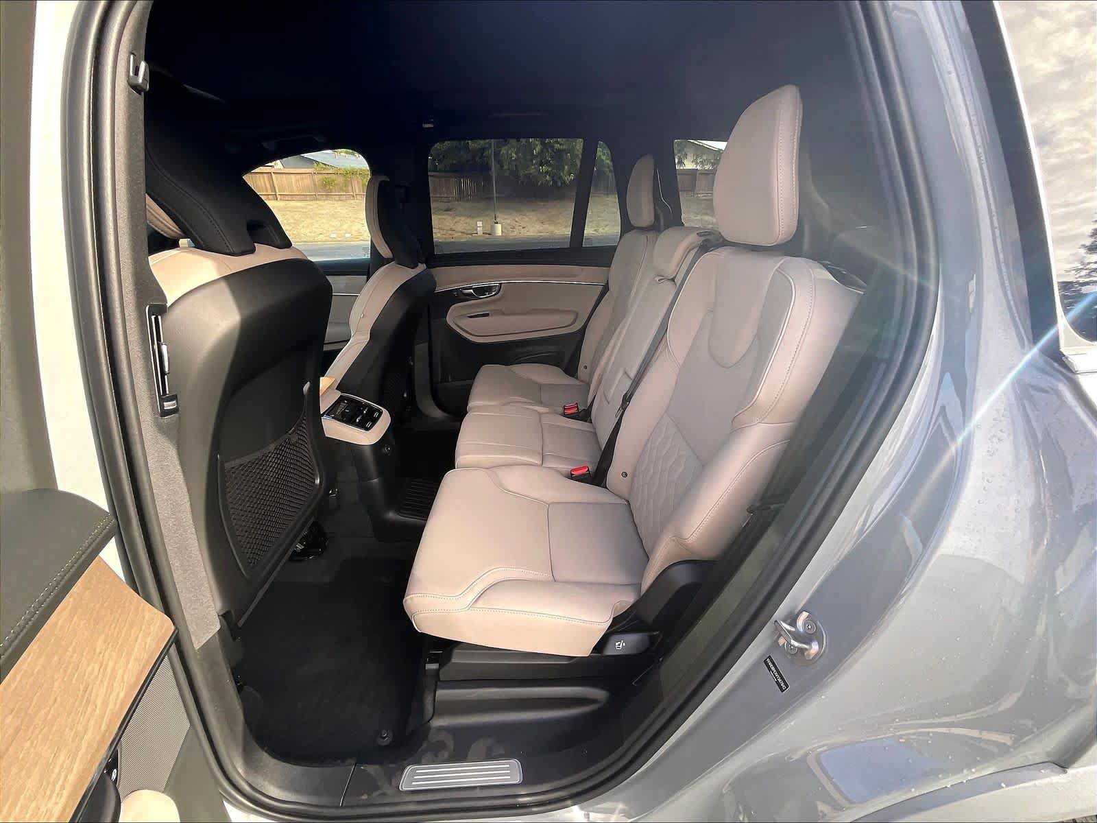 New 2027 Volvo XC90 T8 Bright AWD/4WD image 12