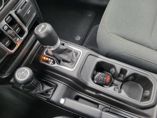 Used 2024 Jeep Wrangler Sport S image 19