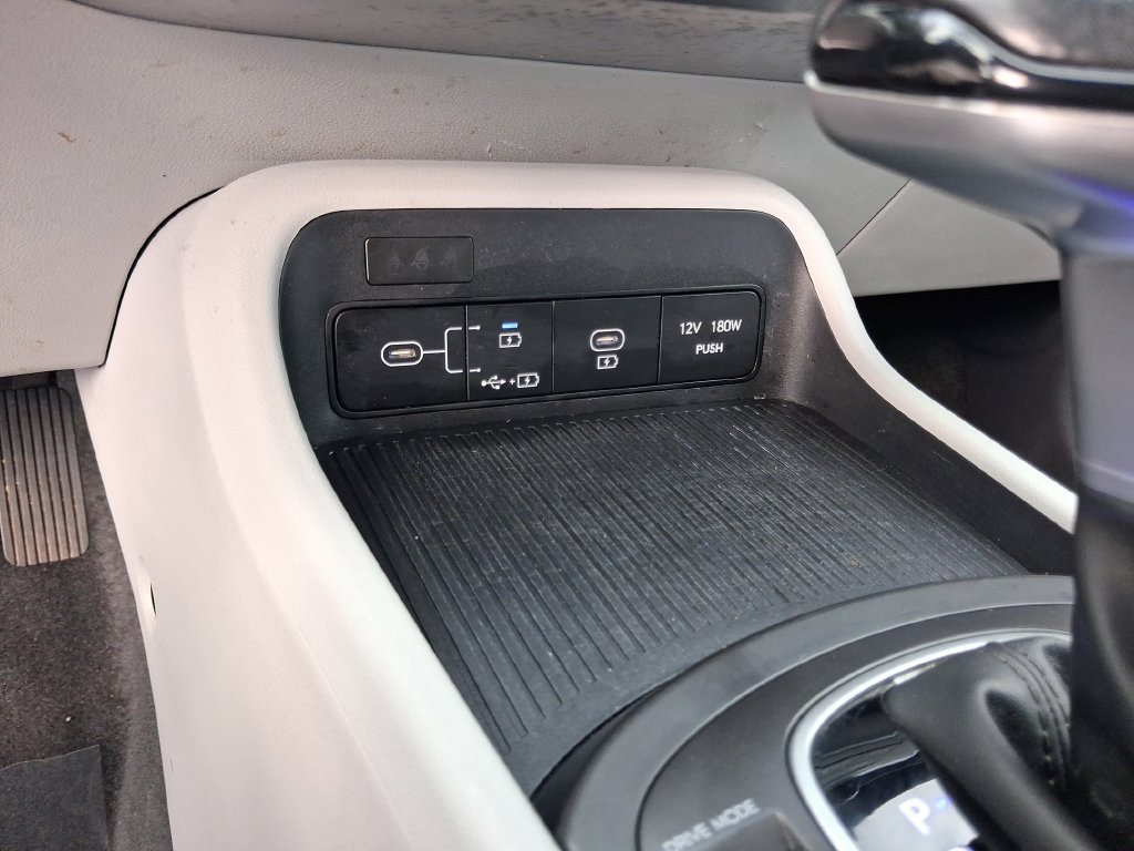 Used 2025 Hyundai Kona SEL AWD/4WD image 22
