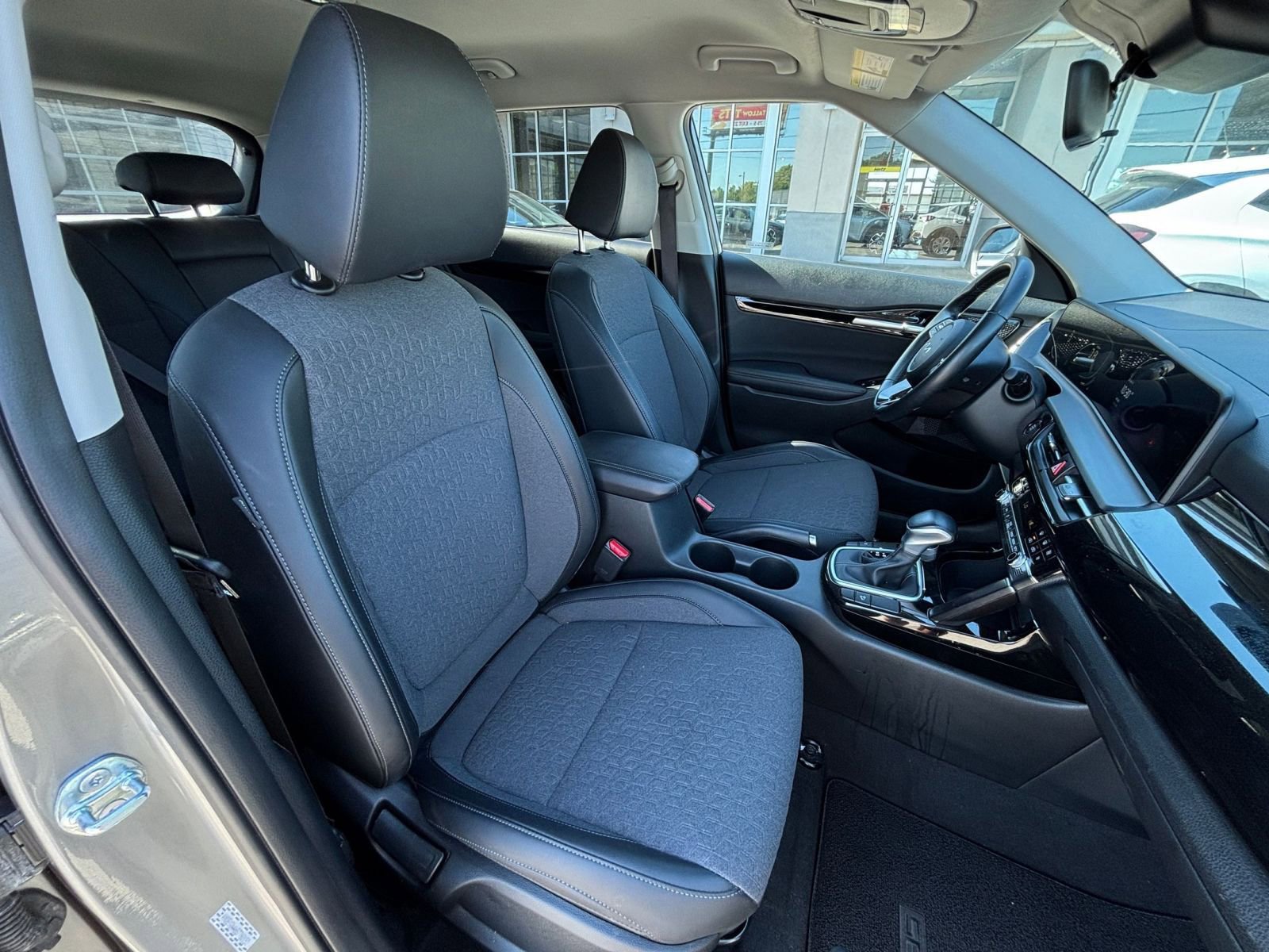 Used 2025 Kia Seltos S FWD image 42