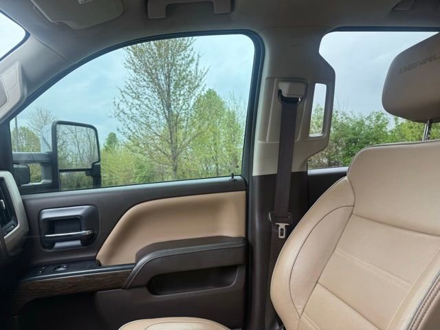Used 2018 GMC Sierra 2500 Denali w/ Duramax Plus Package image 15