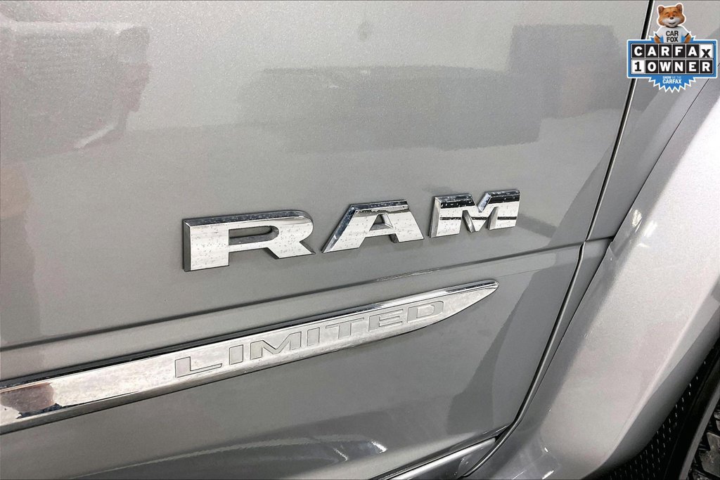 Used 2024 RAM 4500 4x4 Crew Cab DRW image 38