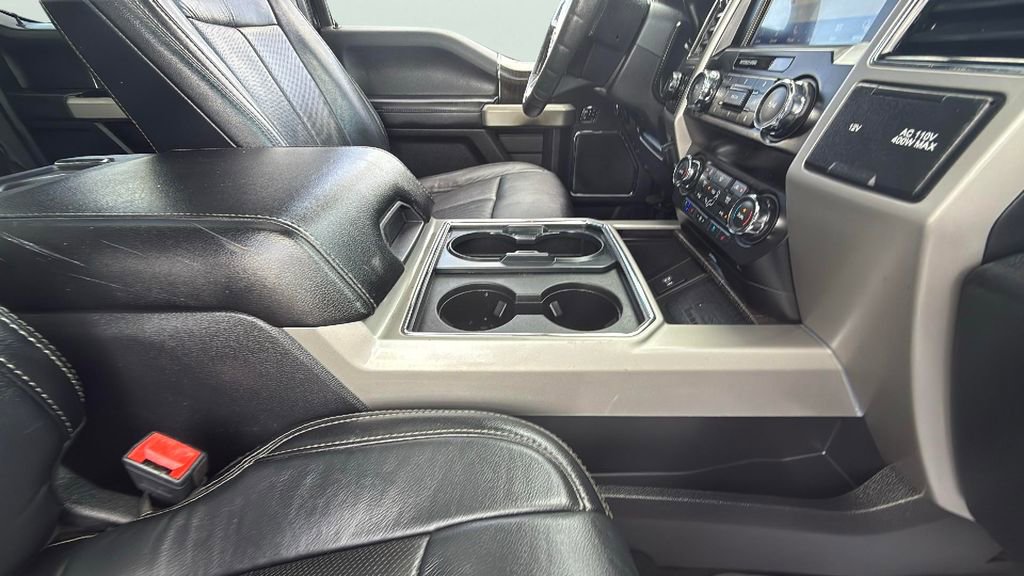 Used 2020 Ford F350 Lariat w/ Lariat Ultimate Package image 31