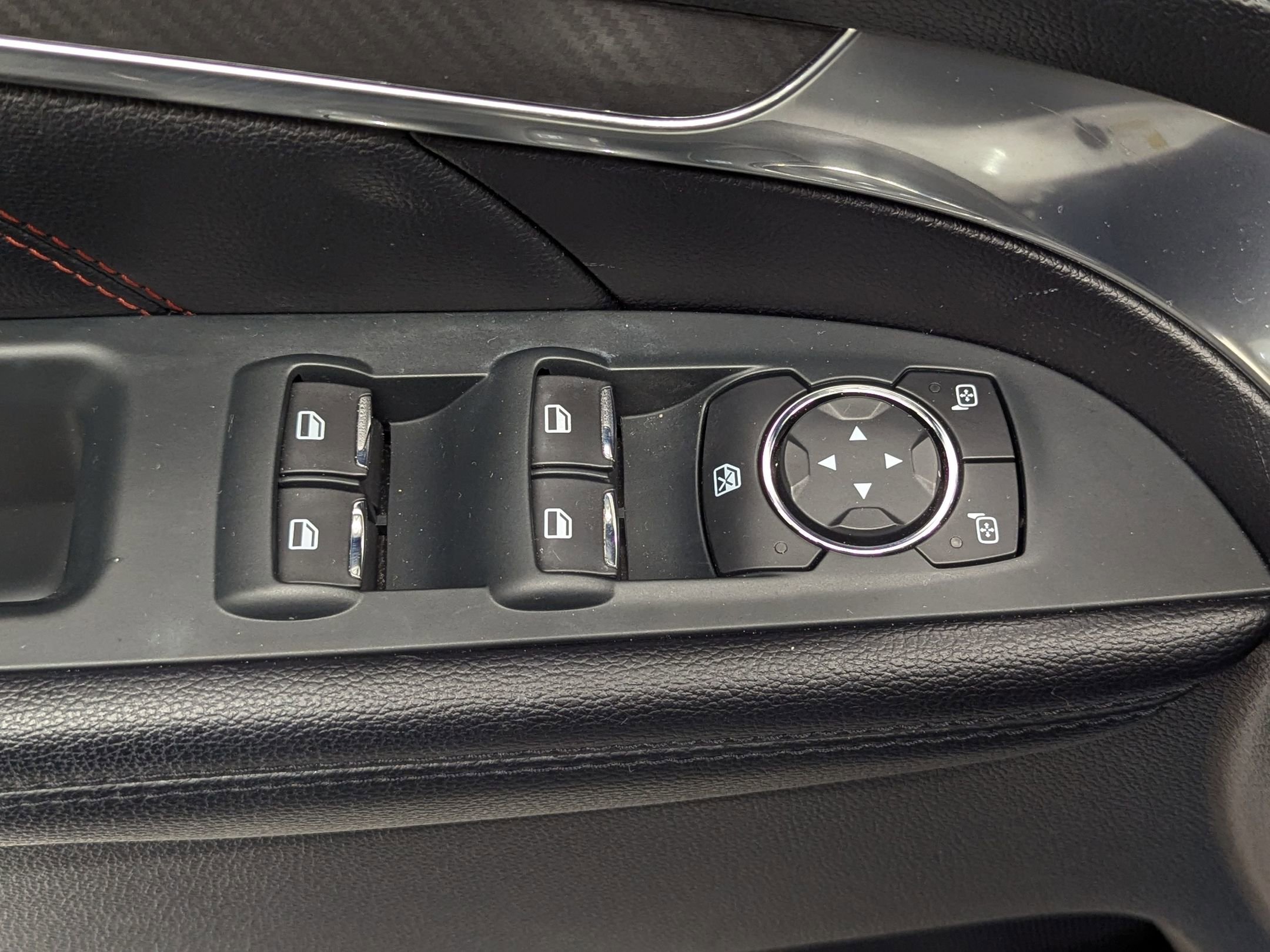 Used 2019 Ford Explorer Sport w/ Ford Safe & Smart Package image 19