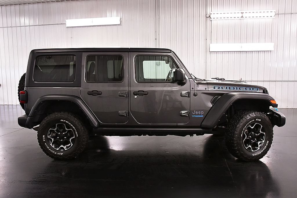 Used 2021 Jeep Wrangler Unlimited Rubicon 4xe w/ Cold Weather Group AWD/4WD image 8