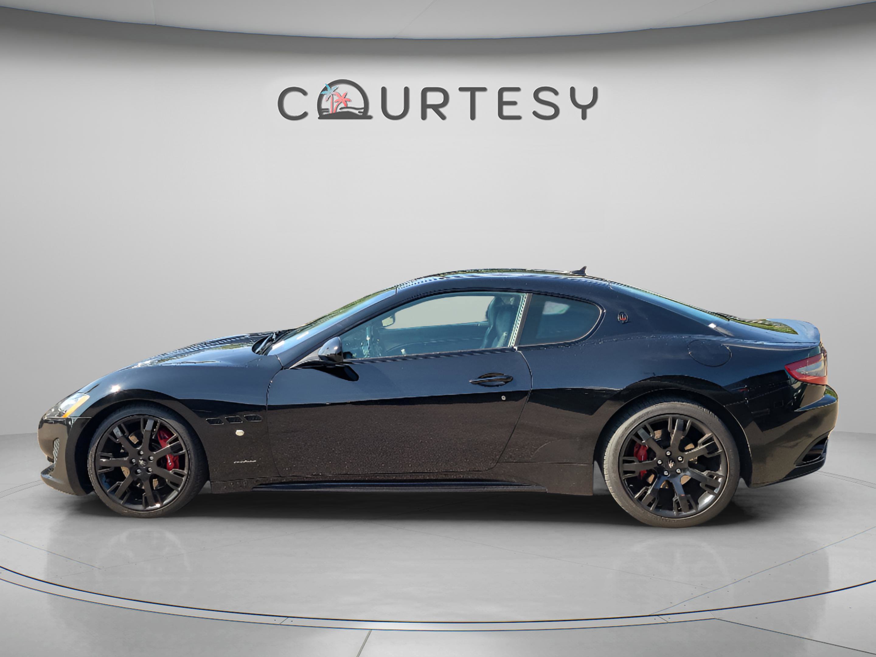 Used 2014 Maserati GranTurismo Sport RWD image 2