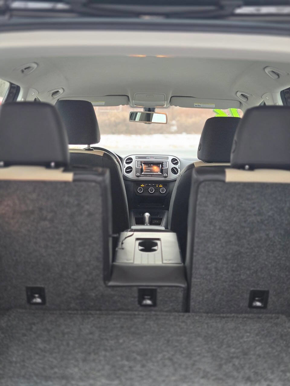 Used 2016 Volkswagen Tiguan S image 19