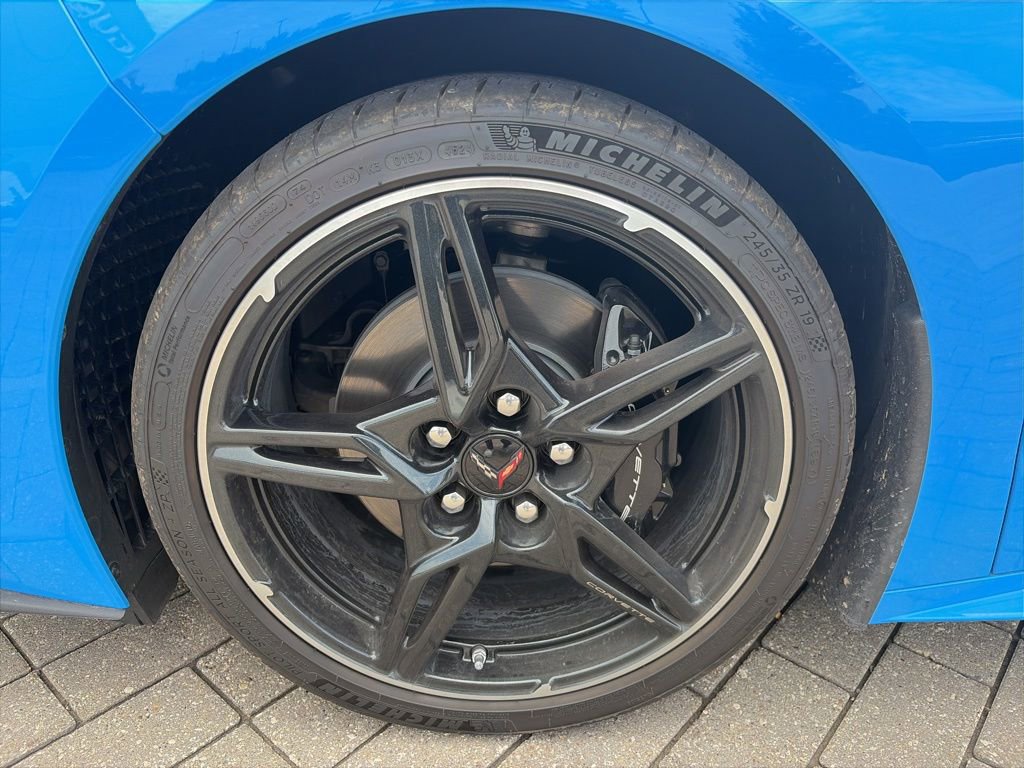 Used 2025 Chevrolet Corvette Stingray Preferred Conv w/ Stealth Interior Trim Package RWD image 10