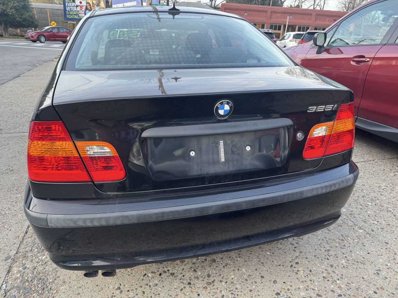 Used 2005 BMW 325i Sedan image 5