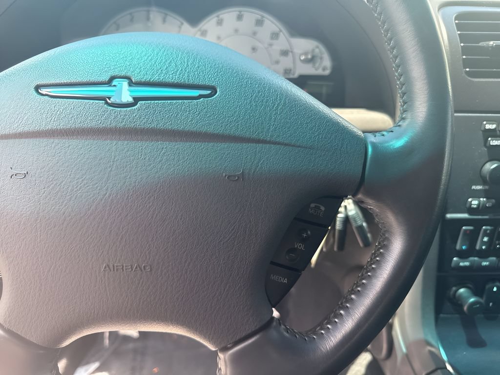 Used 2002 Ford Thunderbird RWD image 15
