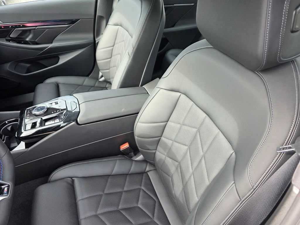 New 2026 BMW i5 M60 AWD/4WD image 9