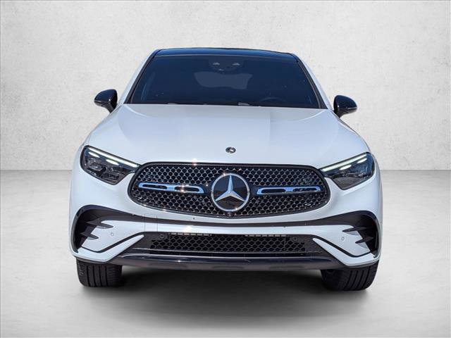 Used 2025 Mercedes-Benz GLC 300 4MATIC image 2
