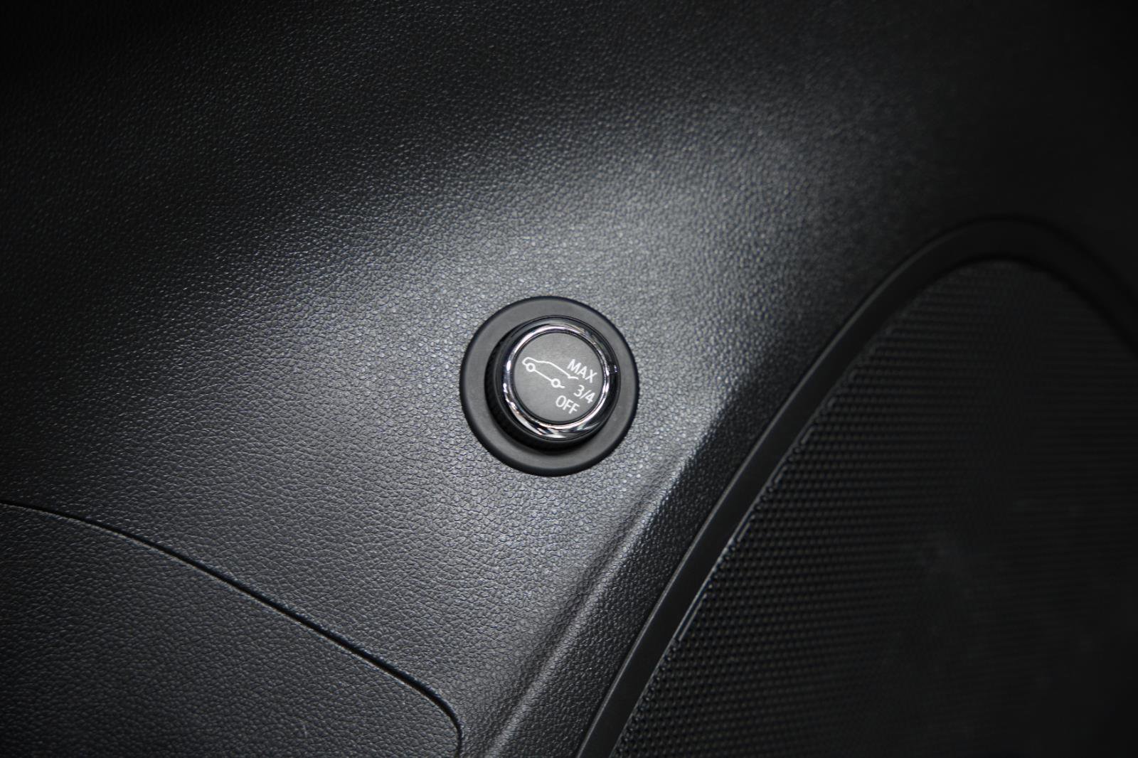 Used 2023 Buick Envision Avenir image 30