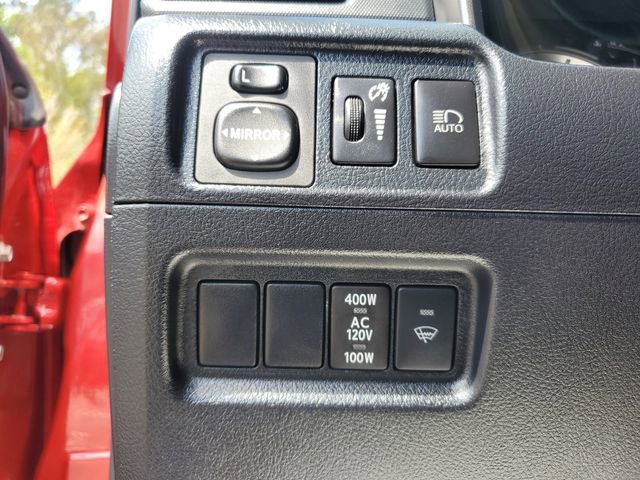 Used 2022 Toyota 4Runner TRD Off-Road AWD/4WD image 28