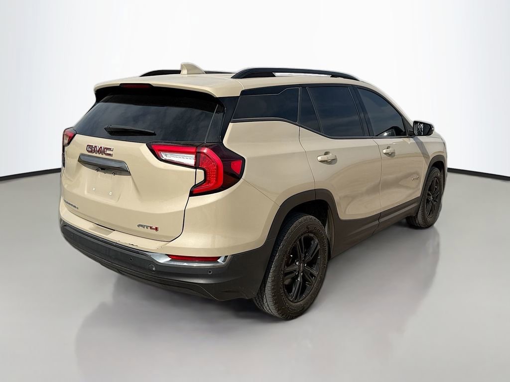 Used 2022 GMC Terrain AT4 image 7